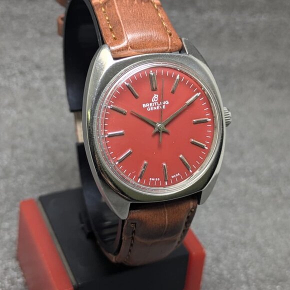 BREITLING Watch Mechanical Swiss made manual winding 17 jewels Red- Vintage